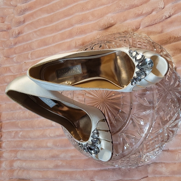 Badgley Mischka Shoes - BADGLEY MISCHKA HEELS 👠